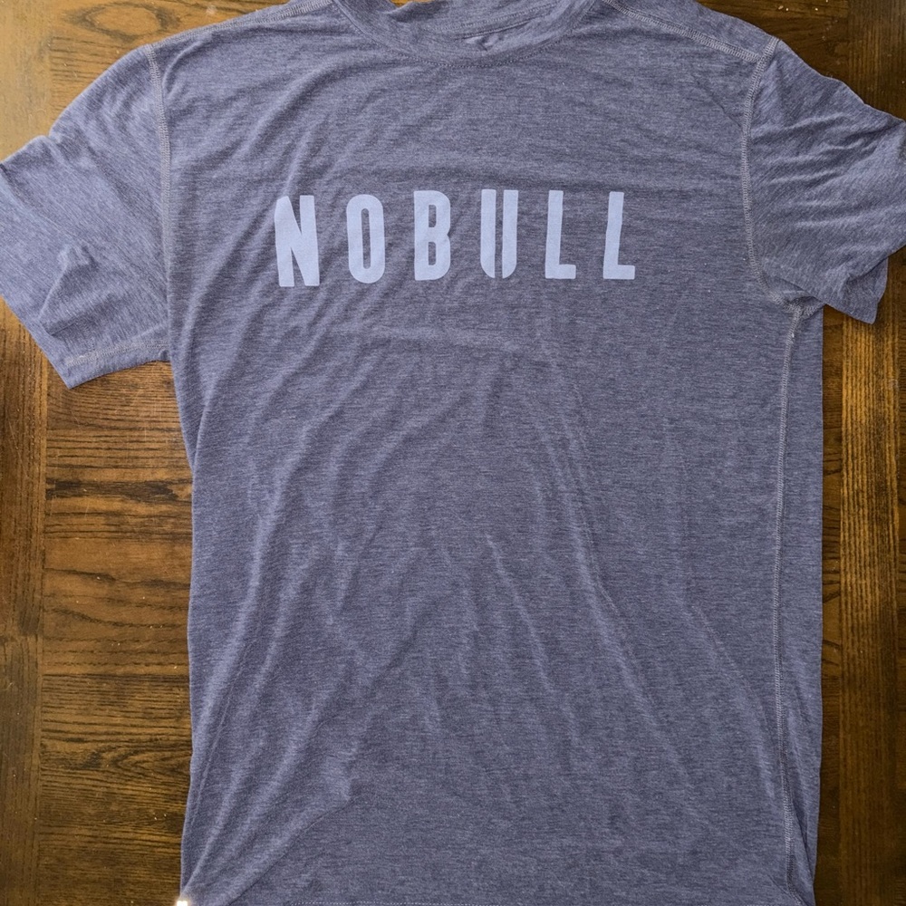 NOBULL Men's Heathered blue Tee